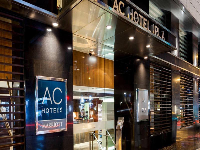 Ac Hotel Irla By Marriott Barcelona Exterior photo
