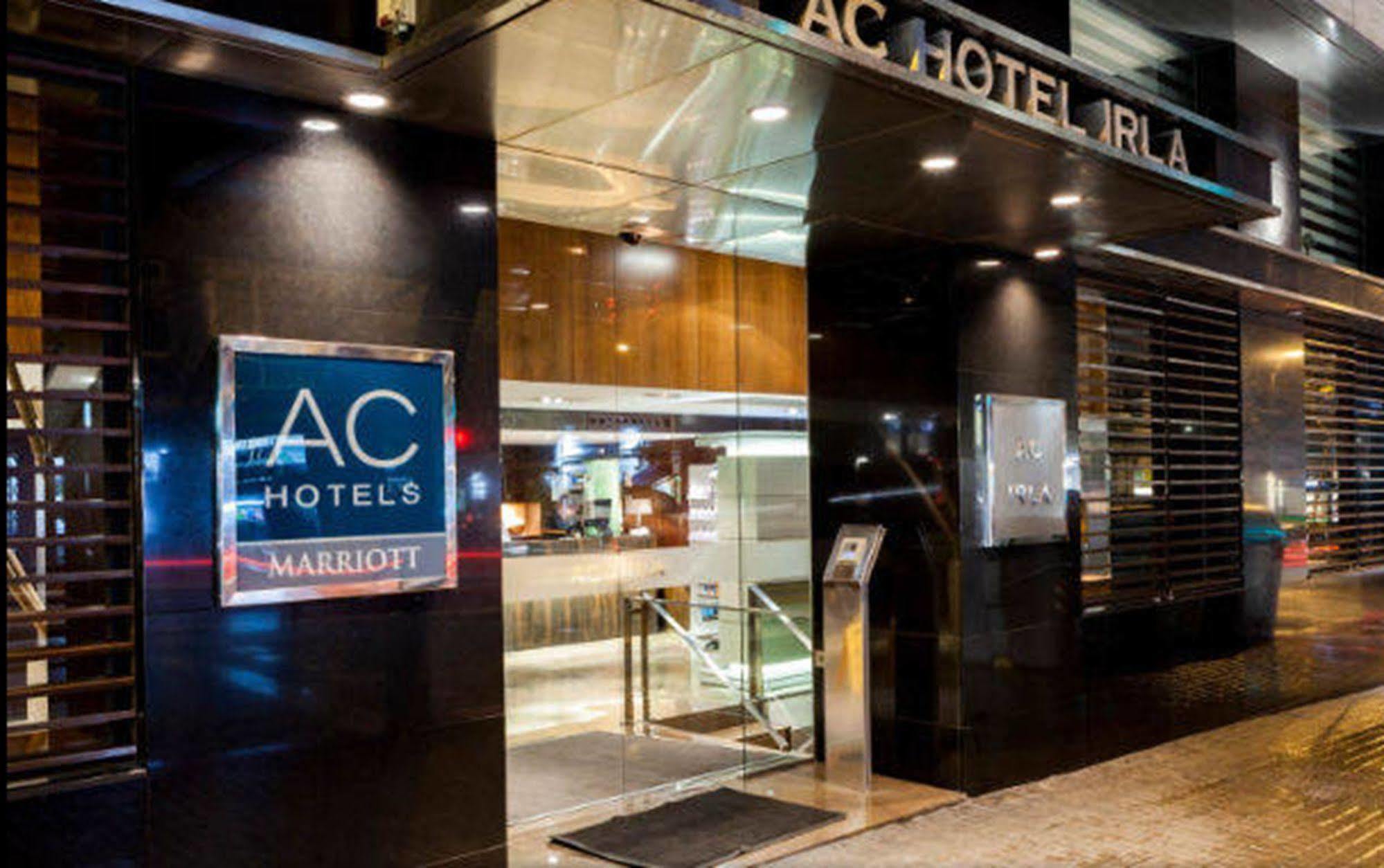 Ac Hotel Irla By Marriott Barcelona Exterior photo