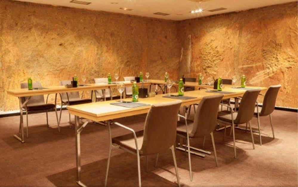 Ac Hotel Irla By Marriott Barcelona Exterior photo